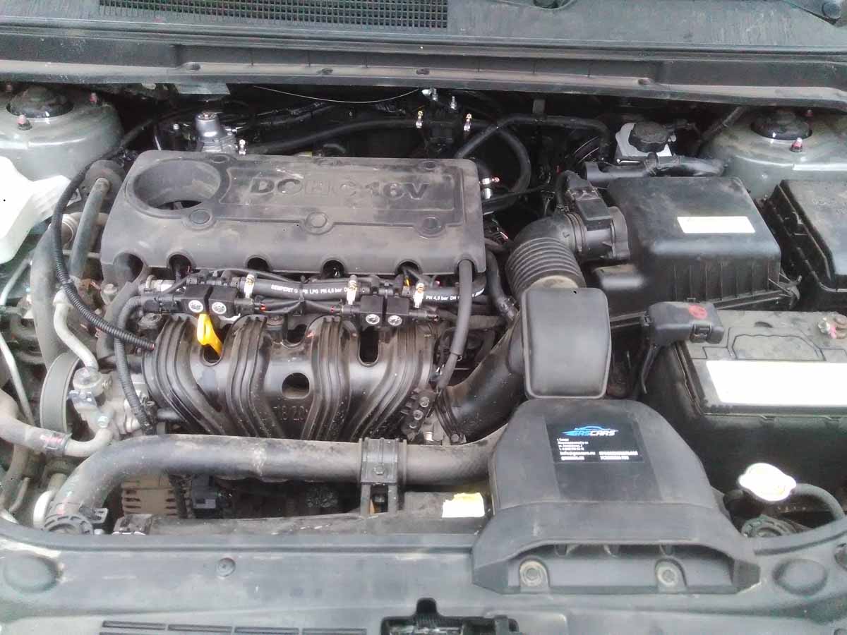Kia Carens подкапотная компановка