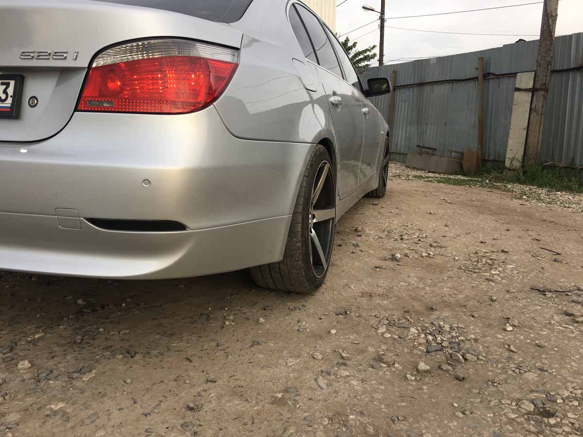 BMW 525