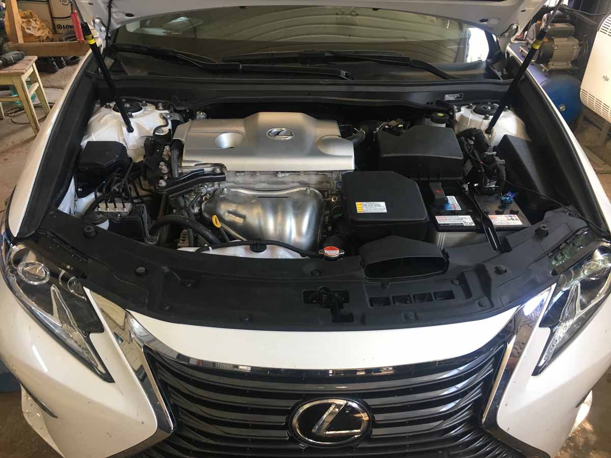 Подкапотная компоновка ГБО LOVATO в LEXUS ES 250