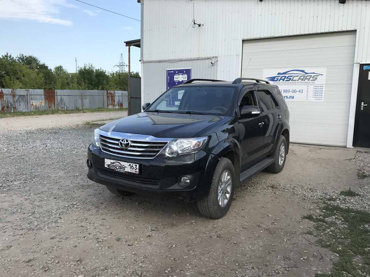 Toyota Fortuner 2.7